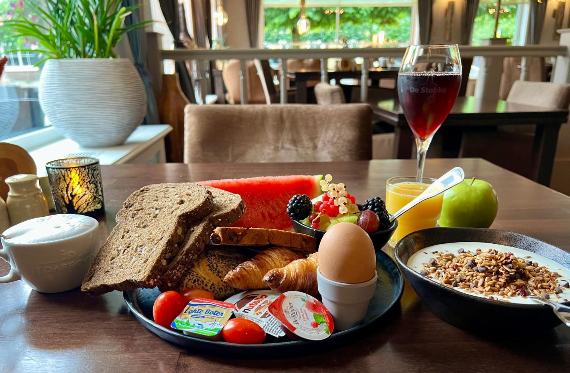 De Stobbe Hotel & Suites Ruinen Zewnętrze zdjęcie