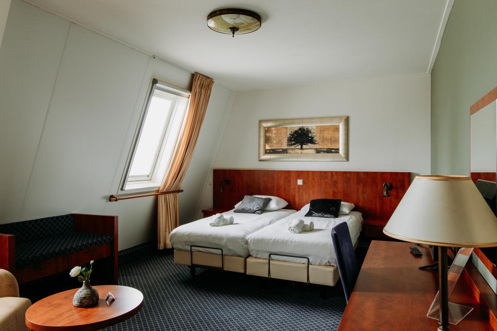 De Stobbe Hotel & Suites Ruinen Zewnętrze zdjęcie